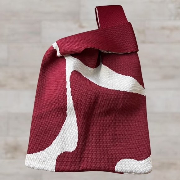 Burgundy-White Abstract, Thick-Knitted Small Wristlet/Mini Tote Bag NWT - Picture 5 of 13